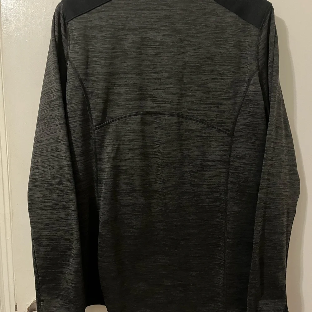 Columbia lightweight zip performance pullover, large - Picture 3 of 7